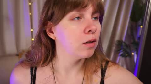 constant schedule Wednesday  Friday  Saturday  Sunday  The Rosemarie online show from October 7, 5:36 am