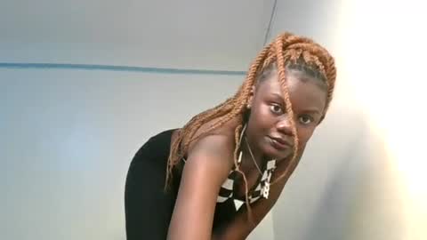 pure_queen1 online show from July 19, 1:03 pm
