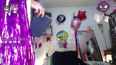 purplekattlyn online show from March 12, 2:30 am