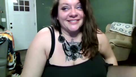 Jelly online show from February 8, 1:00 am