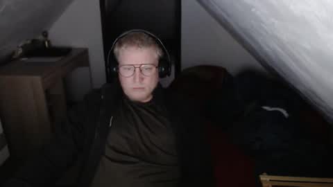 pussylovercb online show from December 1, 8:45 am