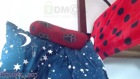 Snapshot of pxnditx_sexi chatting on February 19, 4:11 pm Abigail aby online show from February 19, 4:11 pm