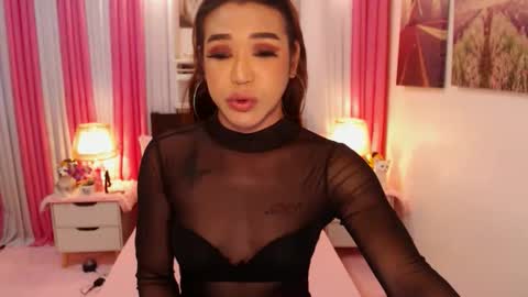 Queen Agatha online show from January 3, 9:04 am