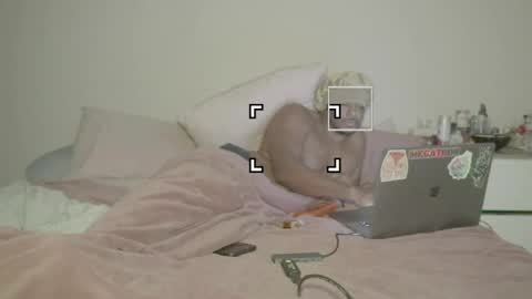 qualityblackdck online show from September 26, 7:38 am