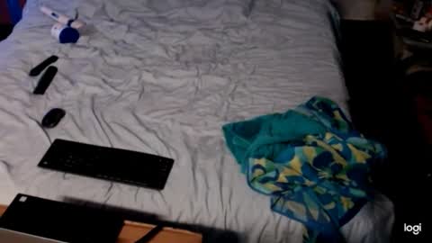 Quay17 online show from September 20, 12:41 pm