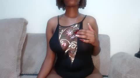 queen74890 online show from October 19, 11:53 pm