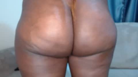 emmie online show from April 13, 1:43 am