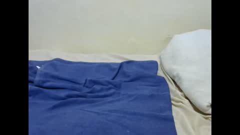 queen_berry1 online show from May 11, 2:45 pm