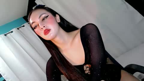 queen_danaya online show from April 22, 2:52 am