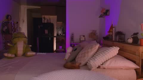 saloo online show from February 1, 12:19 am