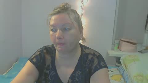 queen_jane8 online show from February 18, 5:09 pm