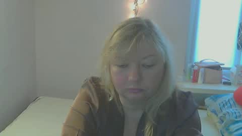queen_jane8 online show from March 11, 11:44 am