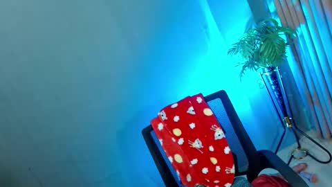 Kendal  online here from 6am-3pm philippine time online show from March 9, 2:18 am