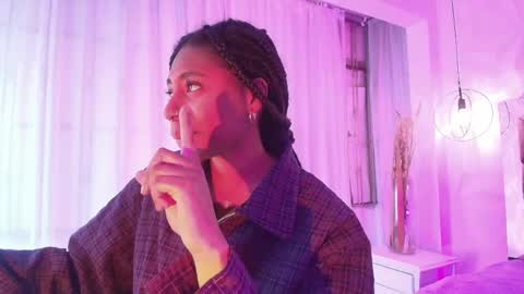   online show from June 3, 12:08 pm