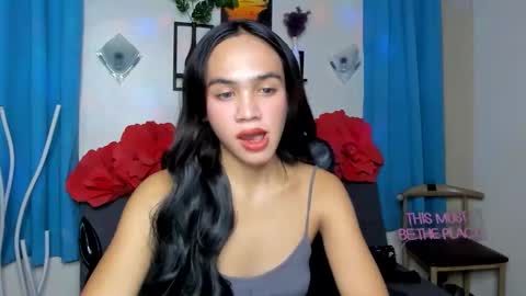 queen_vanner online show from September 11, 8:15 am
