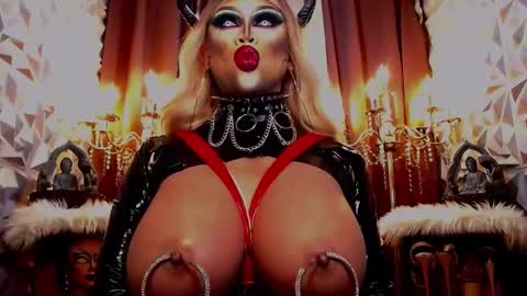 Wanda Luna online show from January 21, 7:39 pm