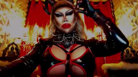 Wanda Luna online show from March 7, 5:51 am