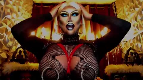 Wanda Luna online show from February 2, 7:57 pm