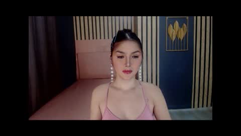 queenemeraldts online show from January 14, 2:29 am