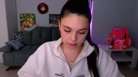 Patricia online show from January 8, 12:00 pm