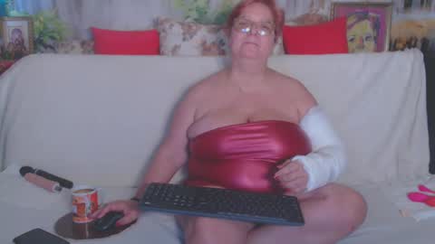 Snapshot of queenpammy chatting on February 23, 11:55 am QueenPammy online show from February 23, 11:55 am