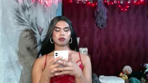 queenpinayebony_xx online show from May 3, 11:27 am