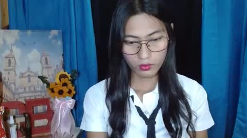 Snapshot of queensteffi chatting on December 27, 11:50 am queensteffi online show from December 27, 11:50 am