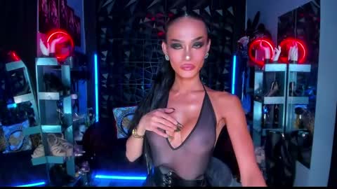 ValentinaMoone online show from May 18, 11:22 pm