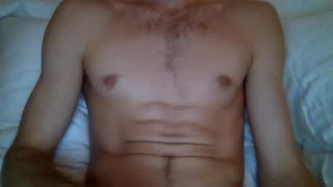 quiii1103 online show from November 2, 3:06 am