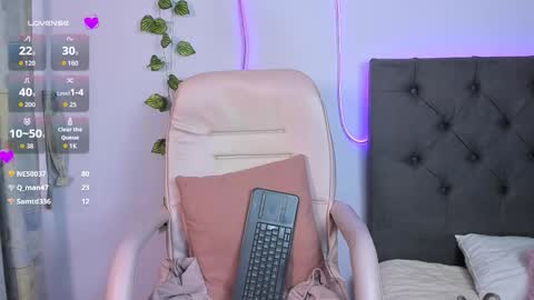    online show from February 10, 8:34 pm