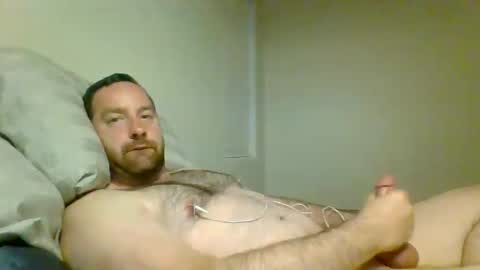 qwertyuiop1357900 online show from April 13, 1:21 am