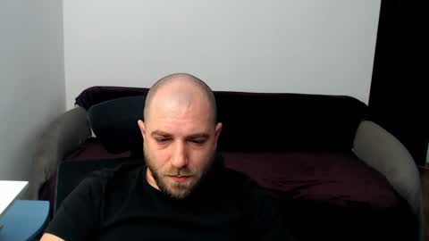 R0bila online show from October 17, 7:07 pm