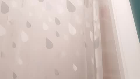 r2424 online show from February 5, 8:00 am