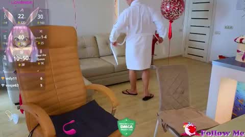 Jess  John online show from February 20, 10:48 am