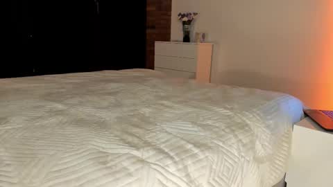 Sherryl online show from February 23, 6:43 pm