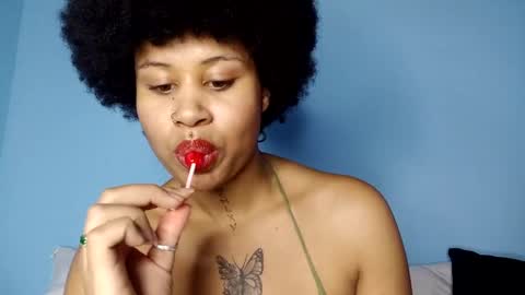 RachelAnn online show from March 4, 2:06 am