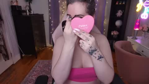 Rachel Brooks online show from January 26, 7:31 pm