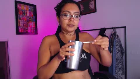 rachell_420 online show from February 21, 10:57 pm