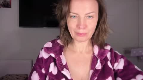 Rachel online show from May 25, 6:47 pm