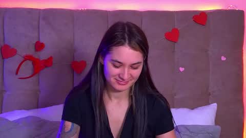 Snapshot of rachellsimpson chatting on February 17, 6:28 pm RachellSimpson online show from February 17, 6:28 pm