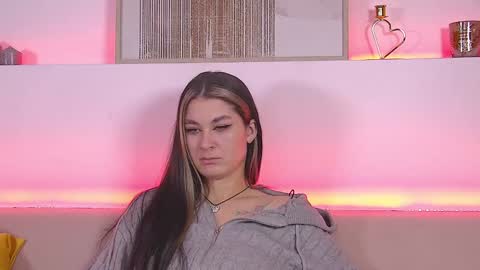 Snapshot of rachellsimpson chatting on February 3, 4:14 am RachellSimpson online show from February 3, 4:14 am