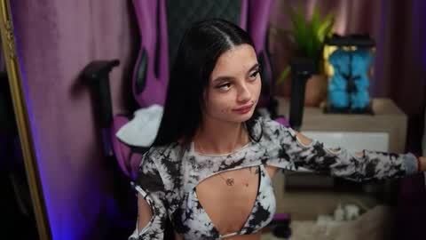 Rachel  online show from March 9, 10:30 pm