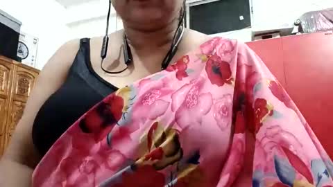 Radharani online show from November 6, 10:13 pm