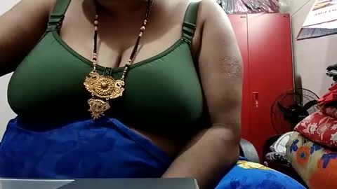 Radharani online show from October 25, 11:49 pm