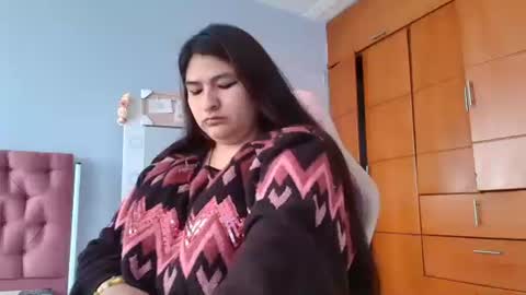 Snapshot of radiantgoddes chatting on January 2, 4:02 pm radiantgoddes online show from January 2, 4:02 pm