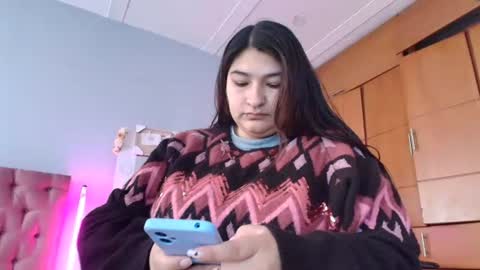 Snapshot of radiantgoddes chatting on January 3, 1:02 pm radiantgoddes online show from January 3, 1:02 pm