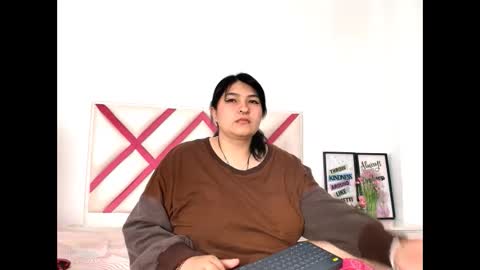 Snapshot of radiantgoddes chatting on September 18, 3:38 pm radiantgoddes online show from September 18, 3:38 pm