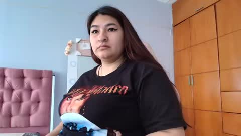 Snapshot of radiantgoddes chatting on December 24, 1:39 pm radiantgoddes online show from December 24, 1:39 pm