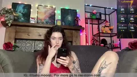 Rae online show from February 11, 7:07 pm