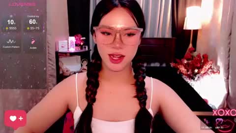 raeganclinton online show from September 28, 2:20 am